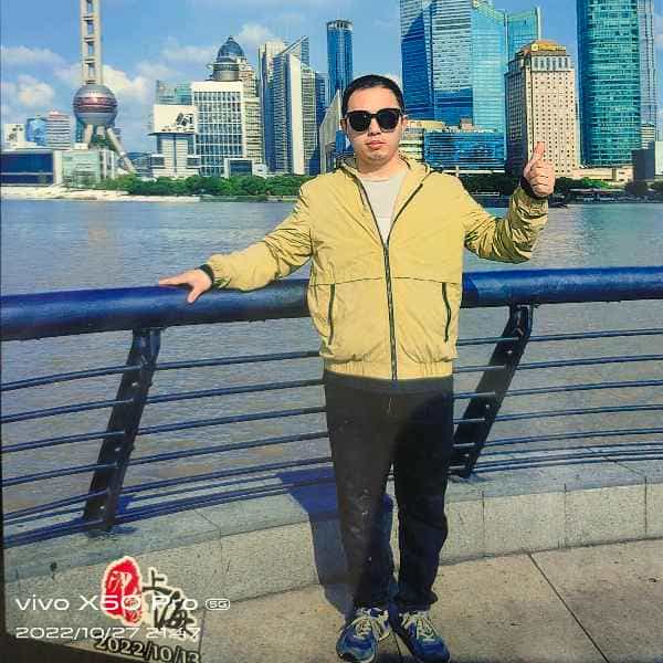 34岁岁江苏单身帅哥 - 郑州吉缘网