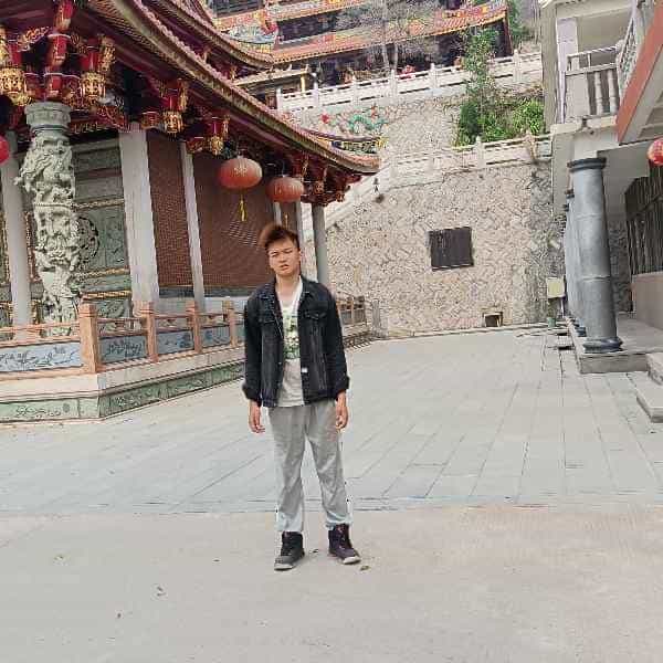 28岁岁江西单身帅哥 - 郑州吉缘网