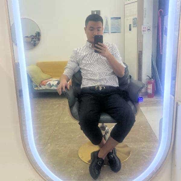 26岁岁湖南单身帅哥 - 郑州吉缘网