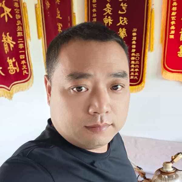 44岁岁江苏单身帅哥 - 郑州吉缘网
