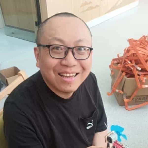 43岁岁江苏单身帅哥 - 郑州吉缘网